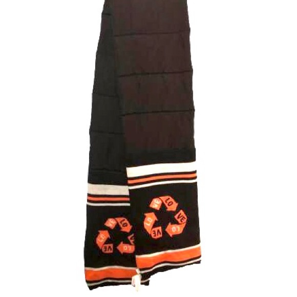 🎓TOPSHOP  Puffer Love Scarf cozy  Black Orange 72in New with Tags - Picture 5 of 12